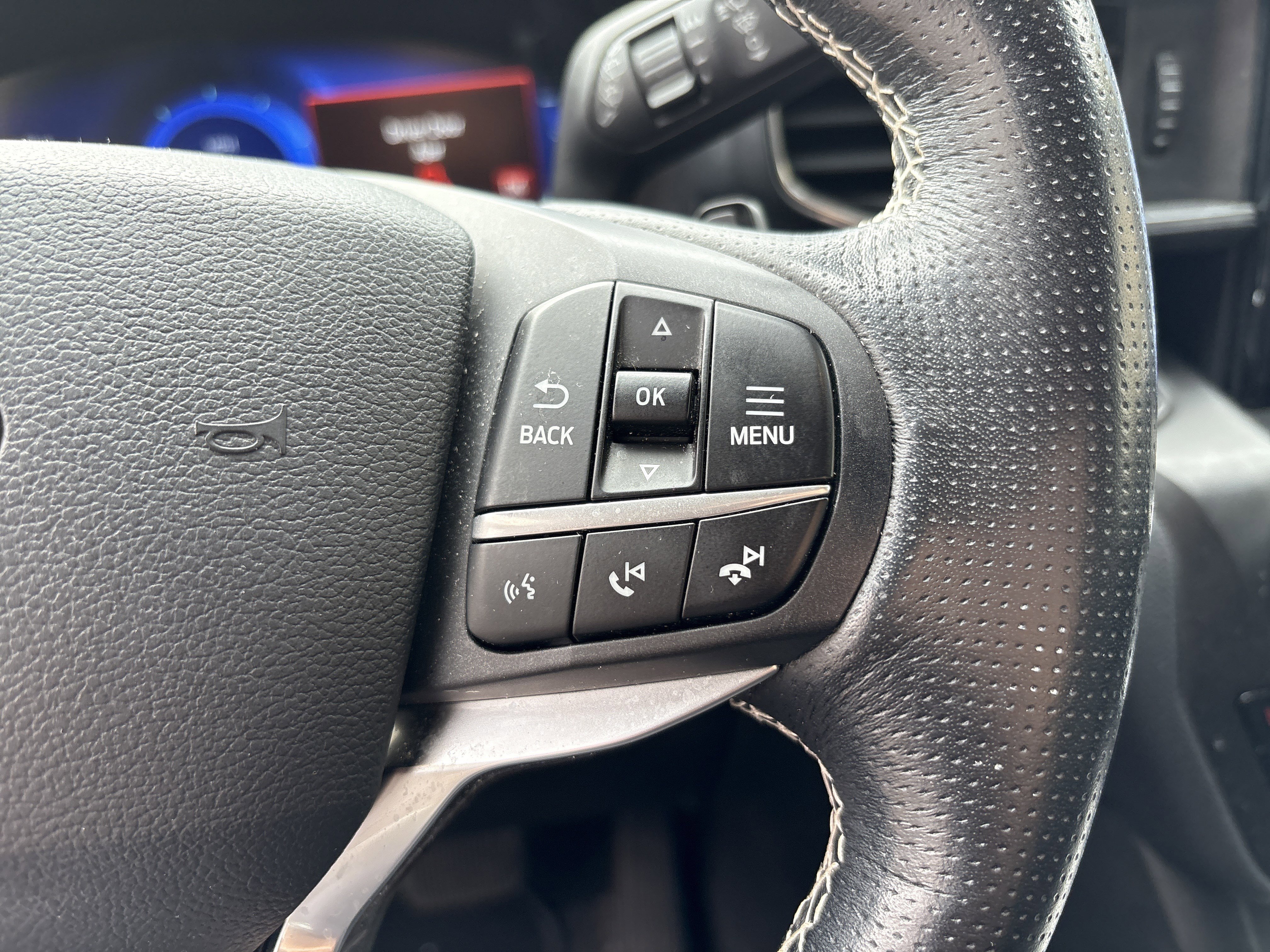 Used 2020 Ford Explorer ST w/ Premium Technology Package image 19