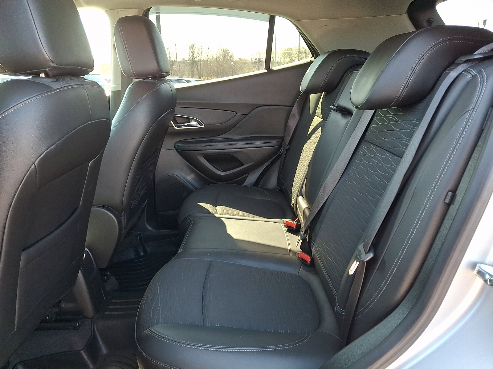 Used 2016 Buick Encore FWD image 16