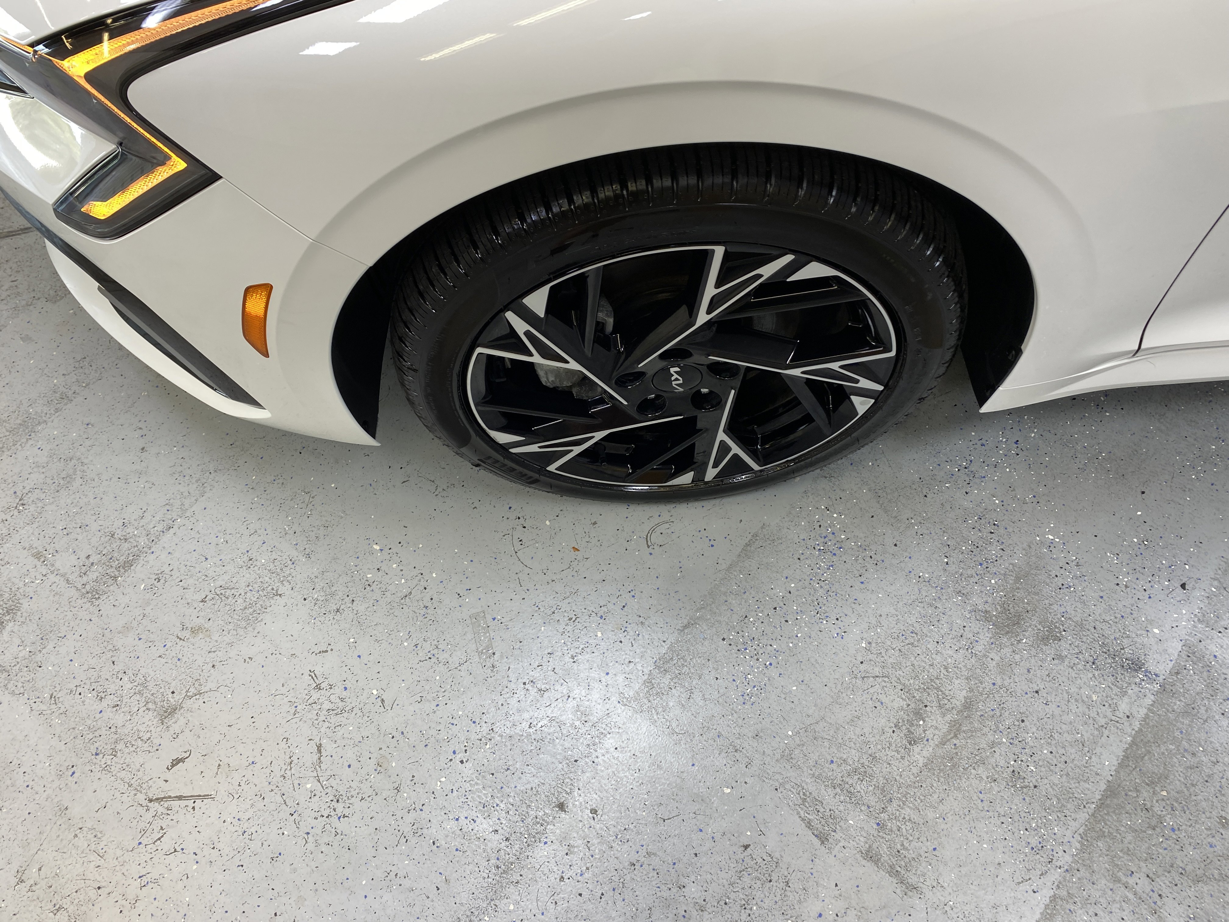 Used 2025 Kia K5 GT-Line w/ GT-Line Premium Package image 11