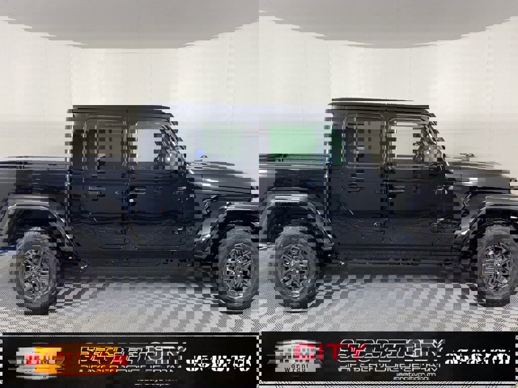 New 2025 Jeep Gladiator Sport image 8