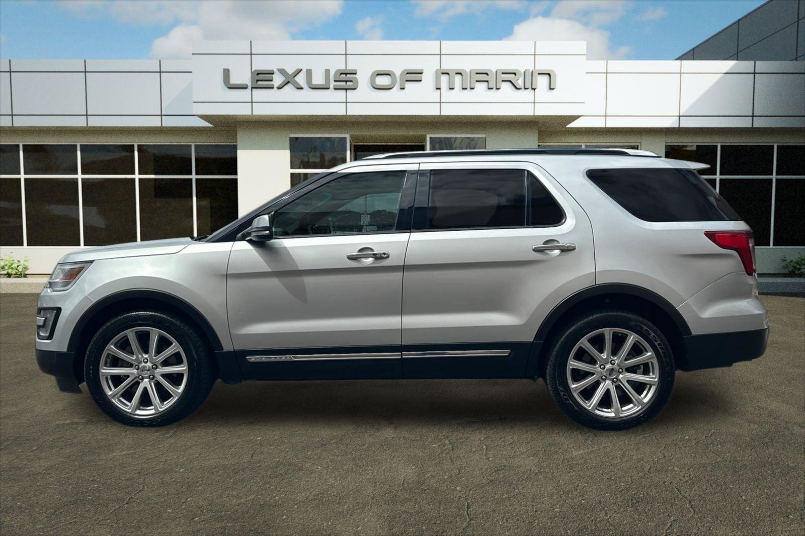 Used 2016 Ford Explorer Limited AWD/4WD image 2
