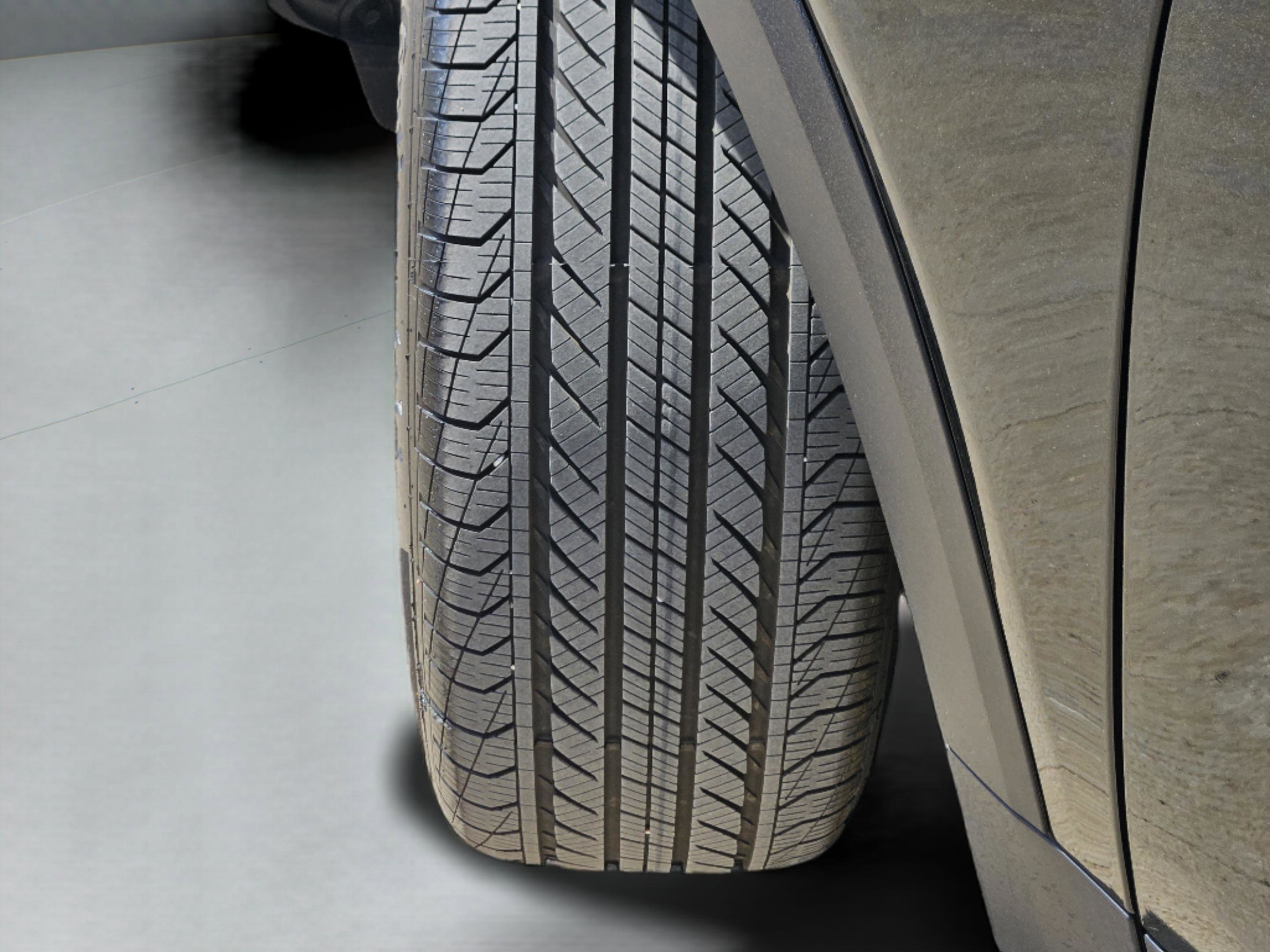 Certified 2026 Mercedes-Benz GLB 250 image 31