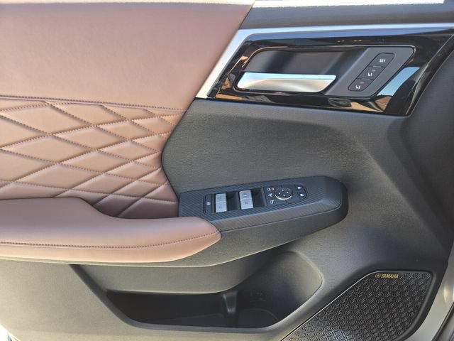 New 2026 Mitsubishi Outlander SEL FWD image 13