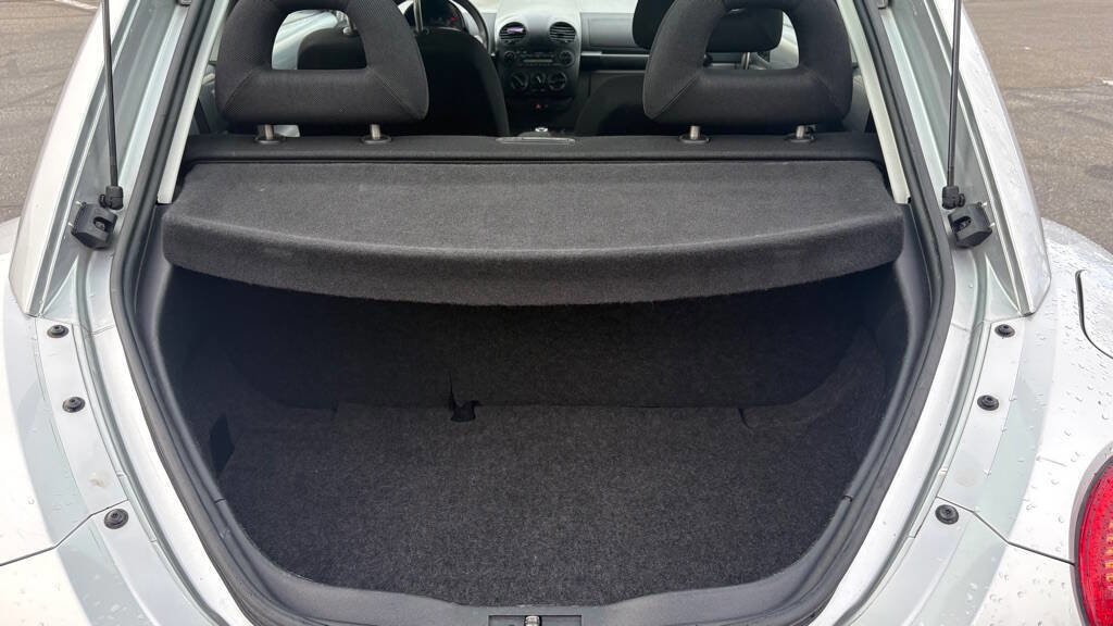 Used 2001 Volkswagen Beetle GLS image 17