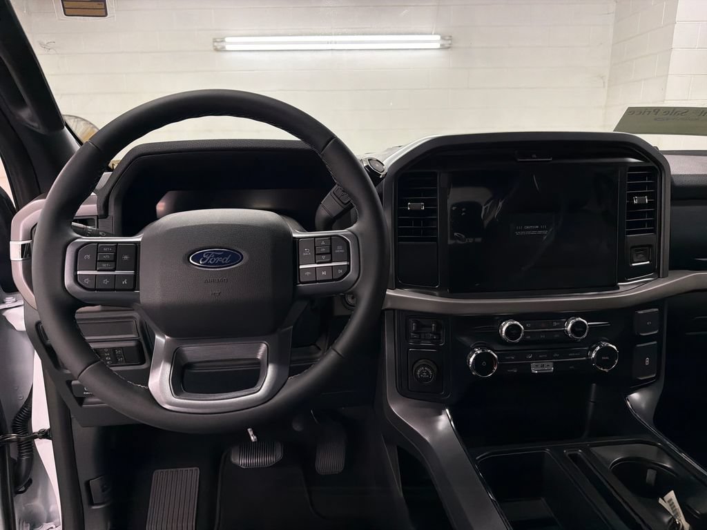 New 2026 Ford F150 XLT w/ Tow/Haul Package RWD image 8