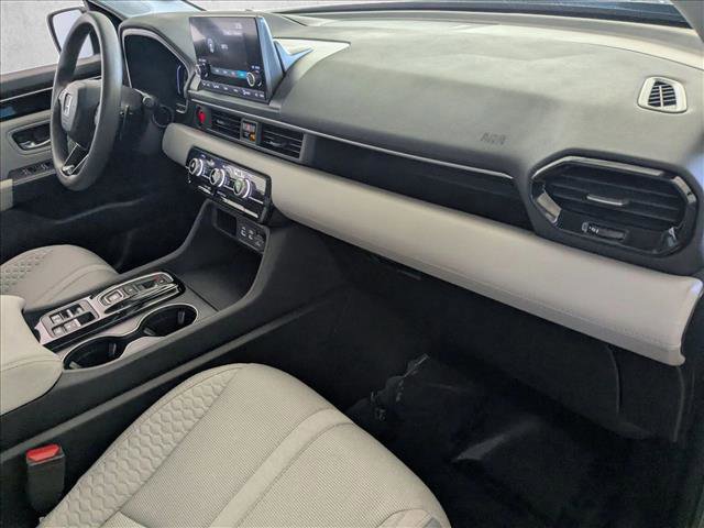 Certified 2023 Honda Pilot LX image 21