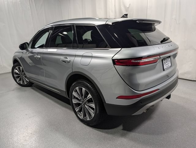 Used 2021 Lincoln Corsair Reserve w/ Equipment Group 201A AWD/4WD image 5