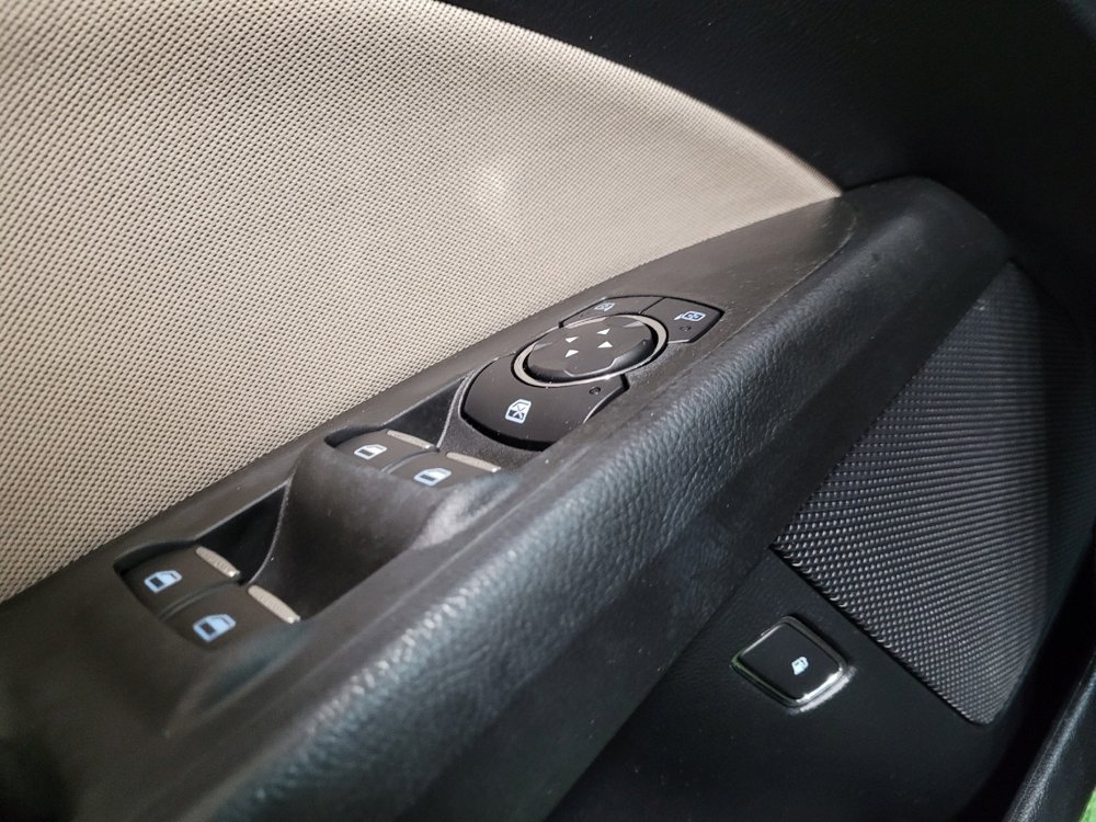 Used 2018 Ford Fusion S image 27