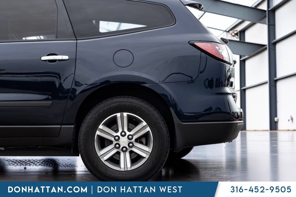 Used 2017 Chevrolet Traverse LS AWD/4WD image 31