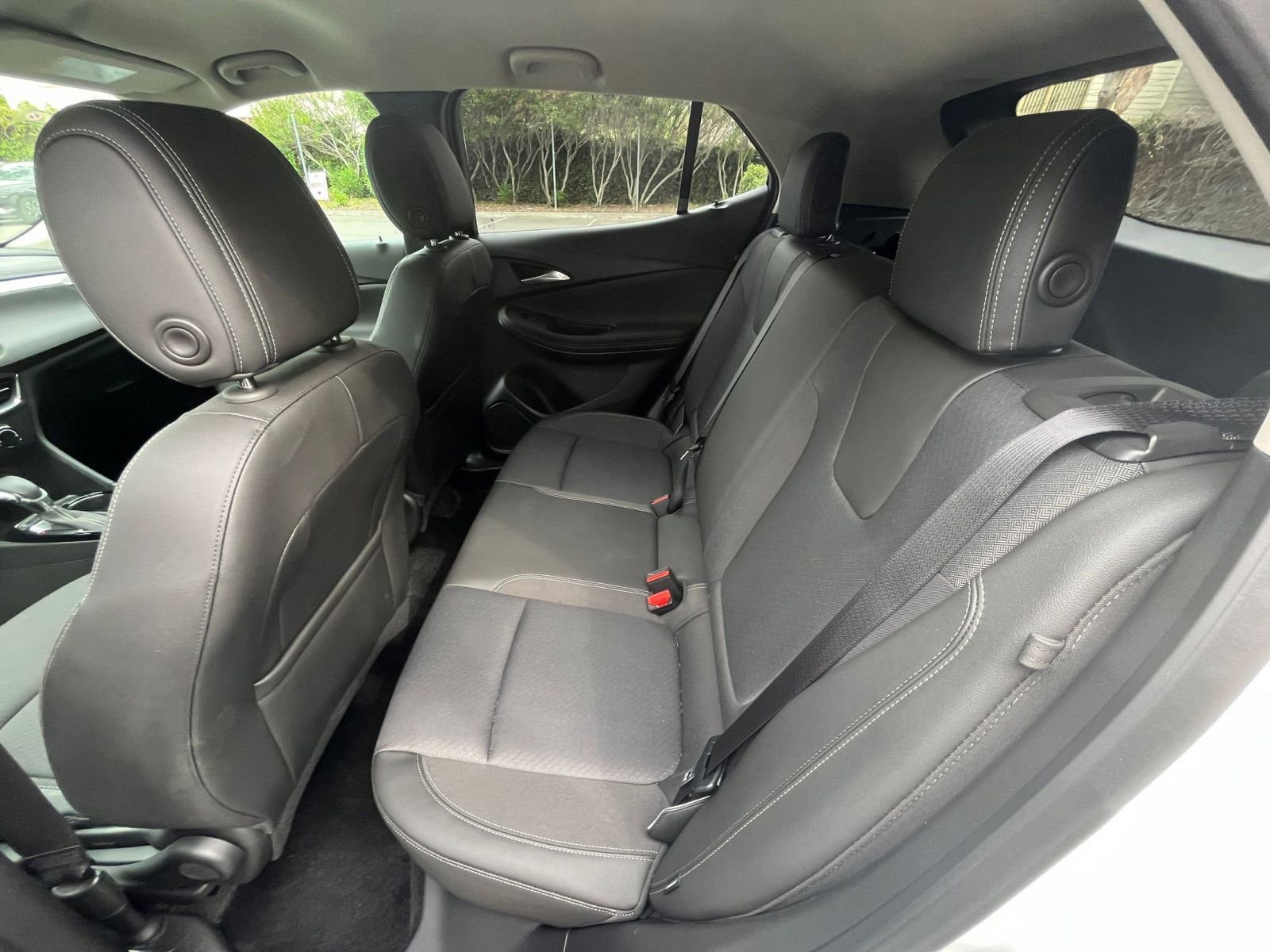 Used 2025 Buick Encore GX Preferred image 24