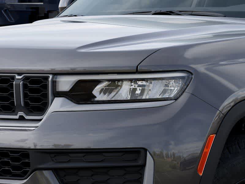 New 2026 Jeep Grand Cherokee L 4WD image 10