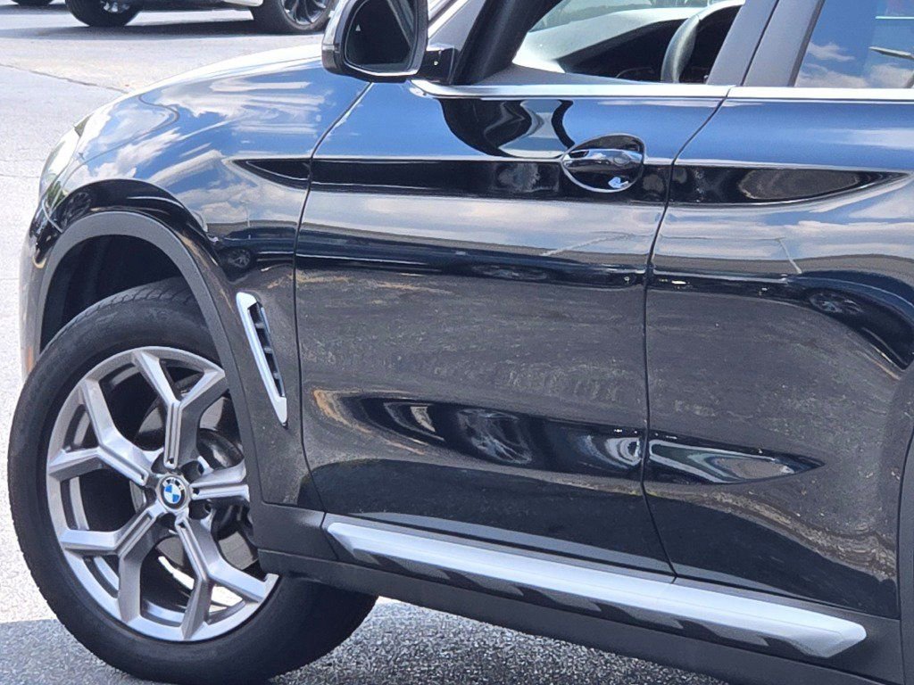 Used 2022 BMW X4 xDrive30i AWD/4WD image 15