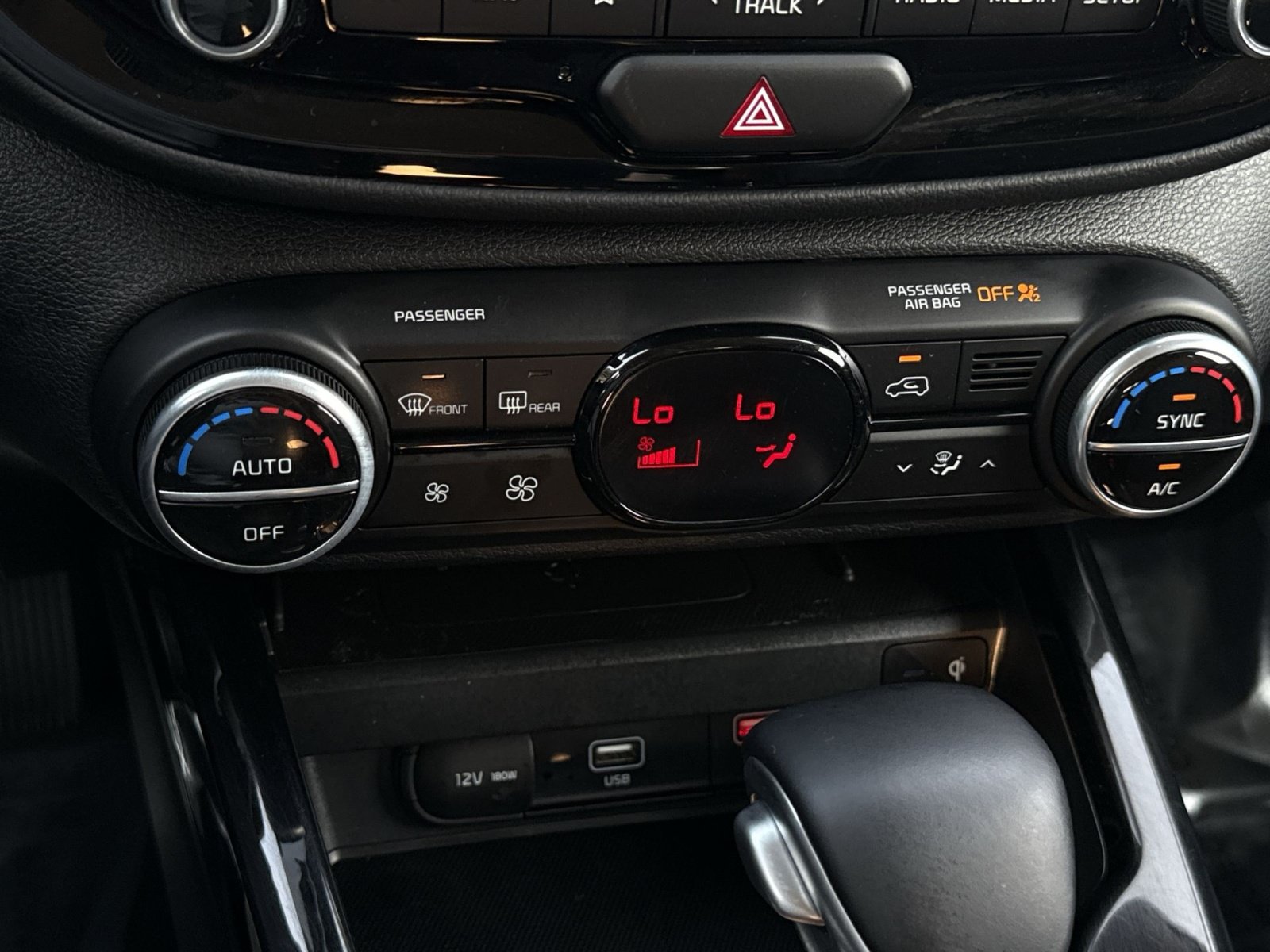 Used 2020 Kia Soul EX w/ Option Group 015 FWD image 29