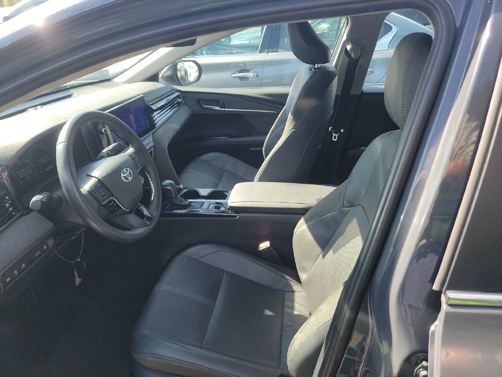 Certified 2025 Toyota Camry XLE FWD image 3