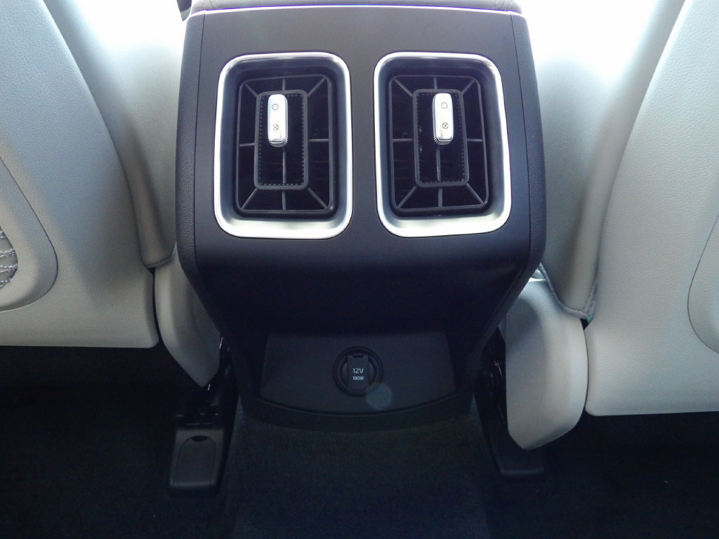 New 2026 Kia Sorento S w/ S Panoramic Sunroof Package FWD image 26