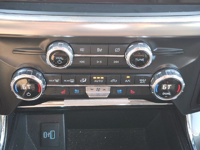 Certified 2021 Ford F150 Lariat AWD/4WD image 20
