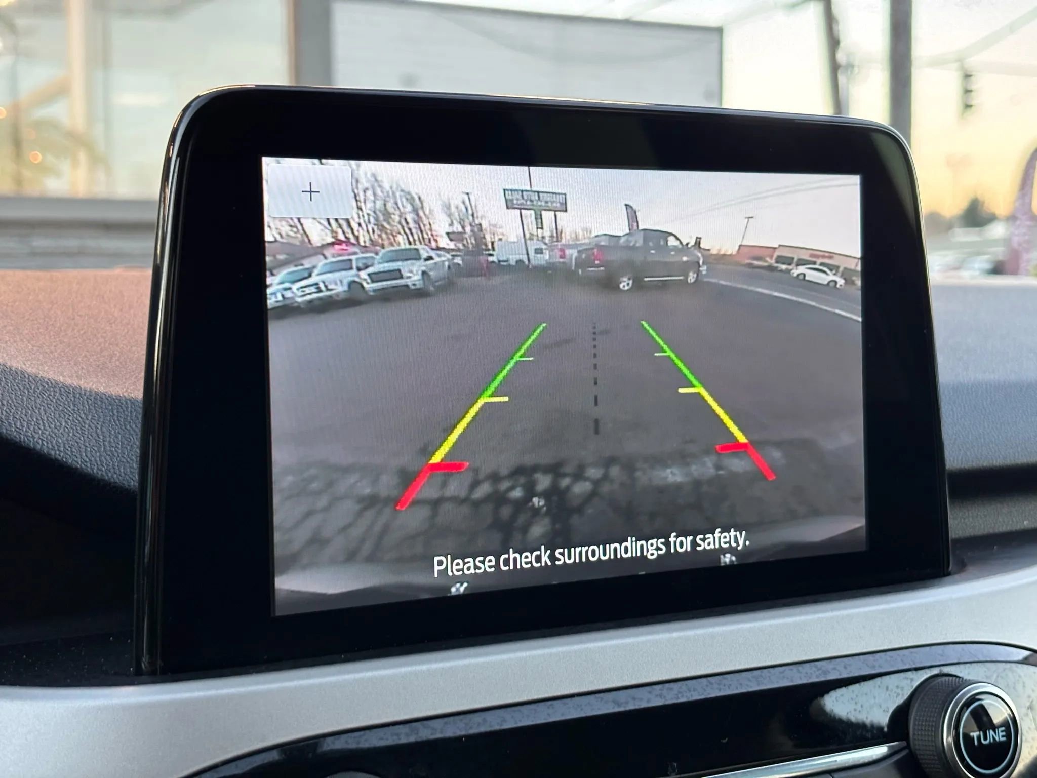 Used 2021 Ford Escape SE image 33