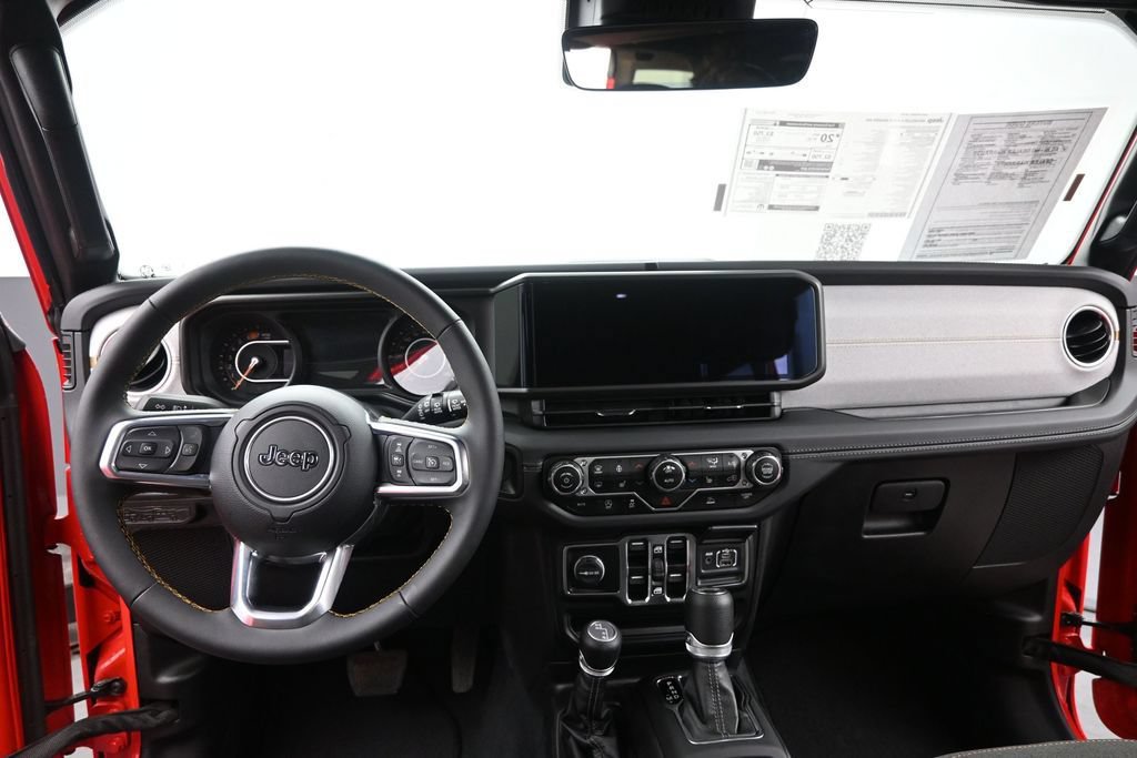 Used 2024 Jeep Wrangler Unlimited Sahara w/ Technology Group AWD/4WD image 25