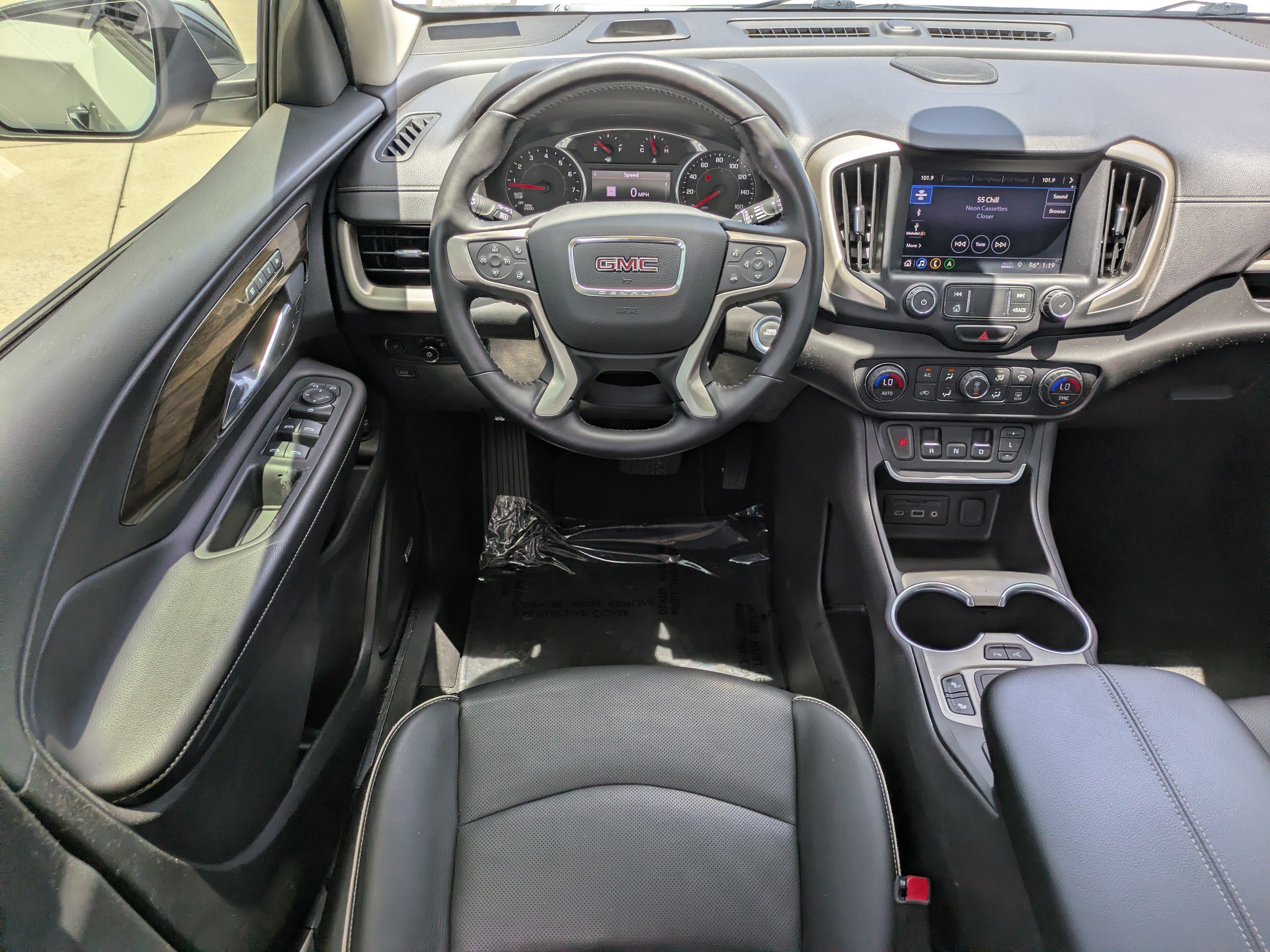 Used 2019 GMC Terrain Denali w/ Advanced Safety Package FWD image 15