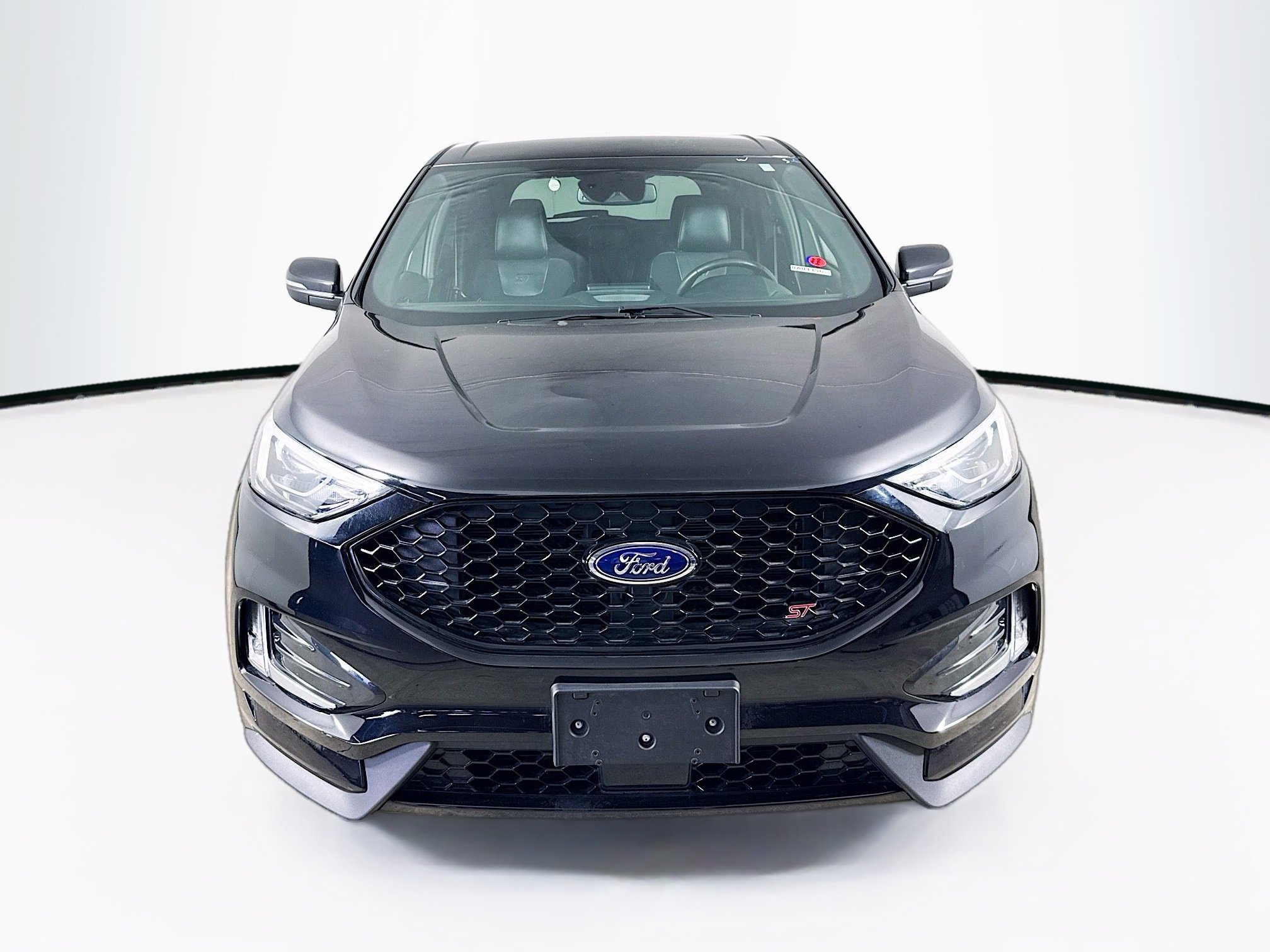 Used 2023 Ford Edge ST image 3