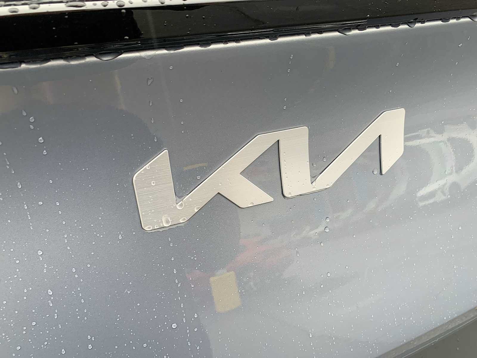 Used 2025 Kia Sportage EX w/ Premium Package AWD/4WD image 32