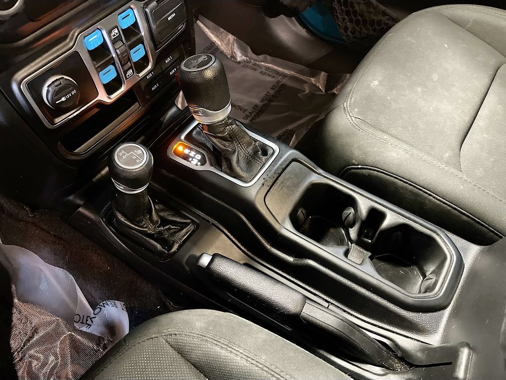Used 2020 Jeep Wrangler Unlimited Sport S AWD/4WD image 16