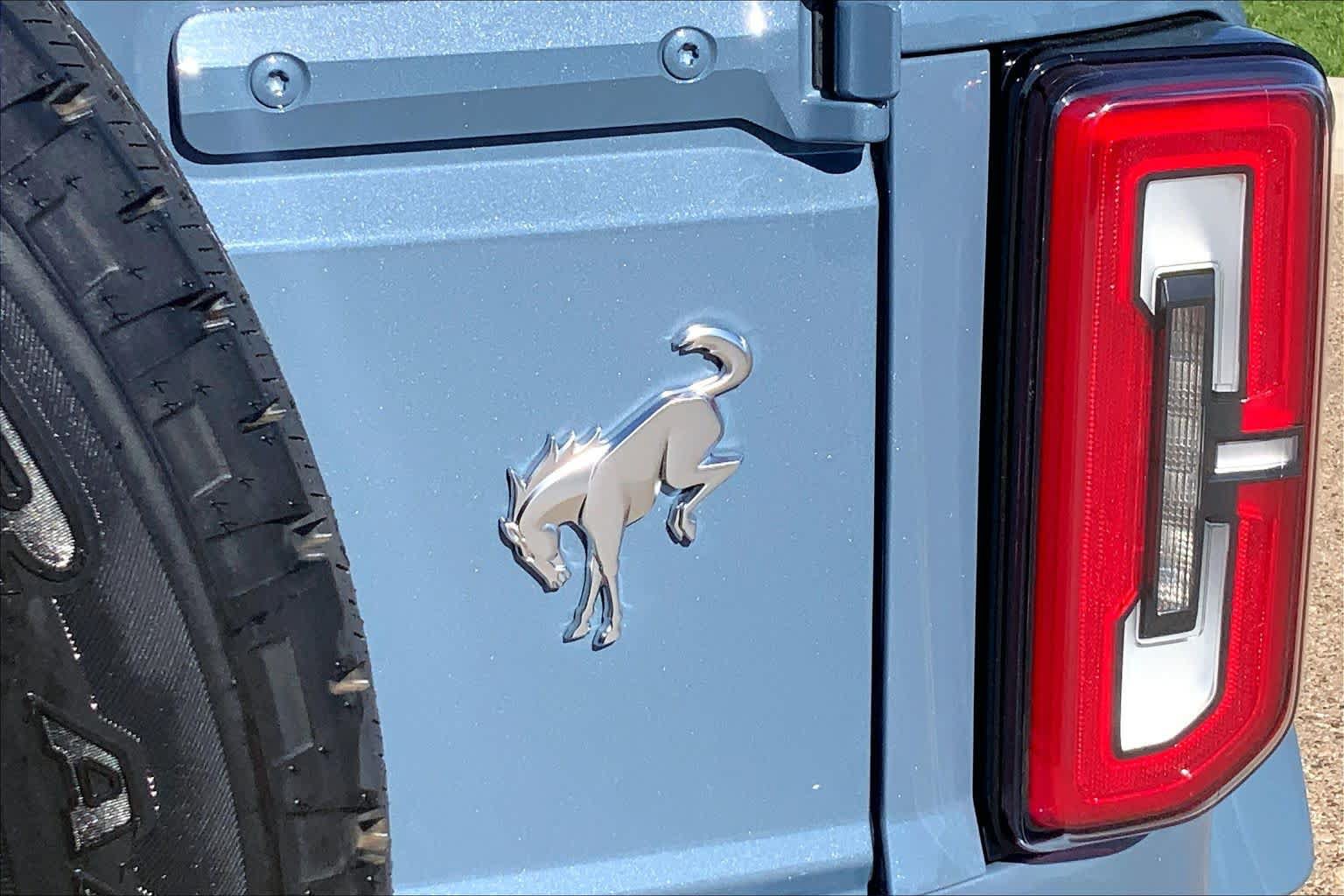 Certified 2025 Ford Bronco Outer Banks AWD/4WD image 10