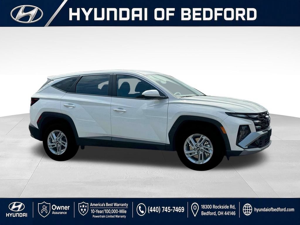 Used 2025 Hyundai Tucson SE AWD/4WD image 12