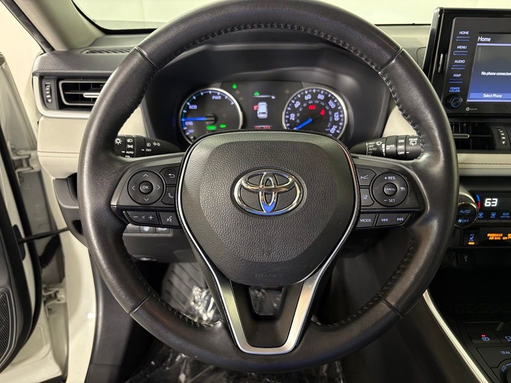 Used 2021 Toyota RAV4 XLE Premium AWD/4WD image 20
