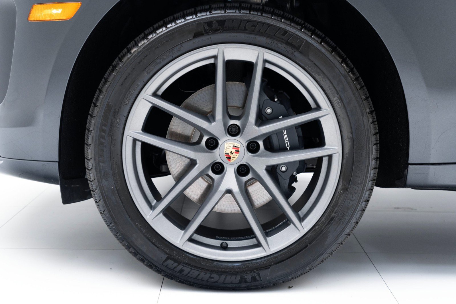 New 2025 Porsche Macan image 12