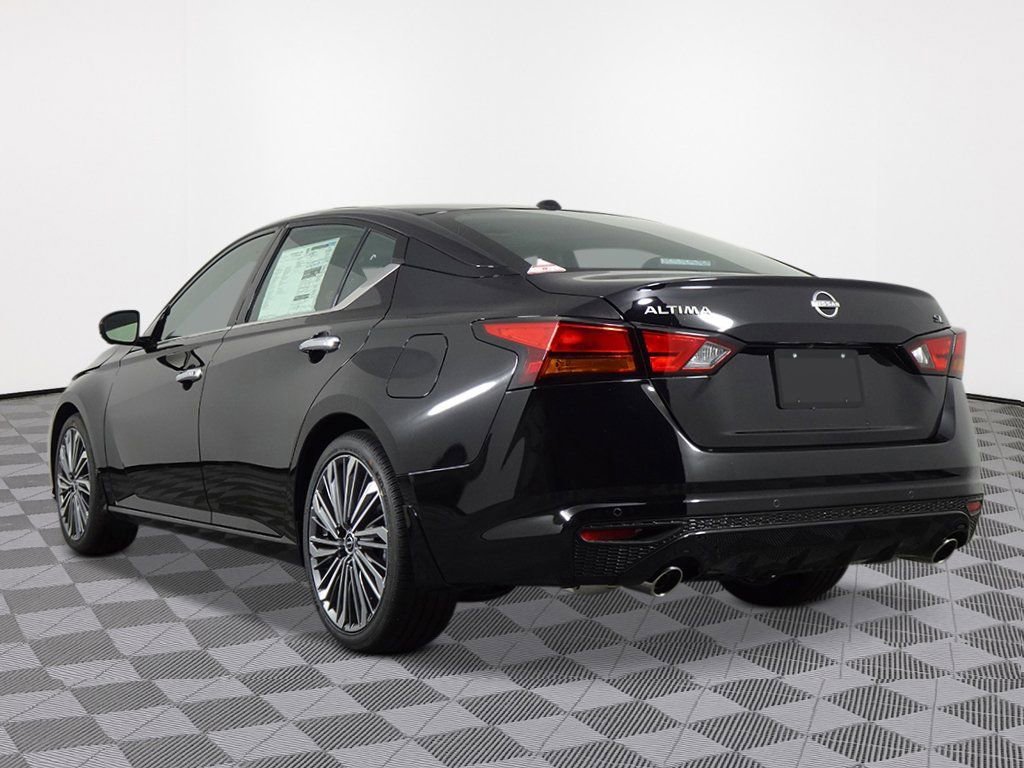 New 2025 Nissan Altima 2.5 SL image 5