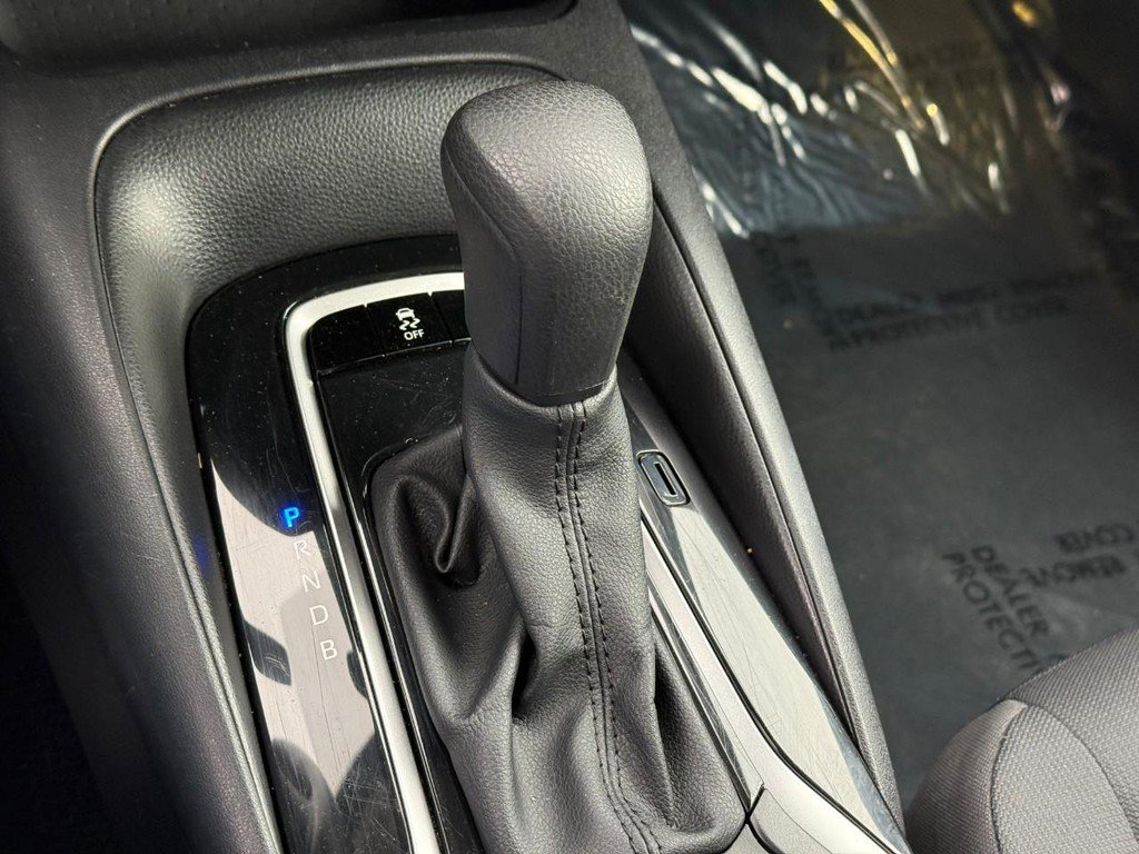 Certified 2024 Toyota Corolla LE image 23