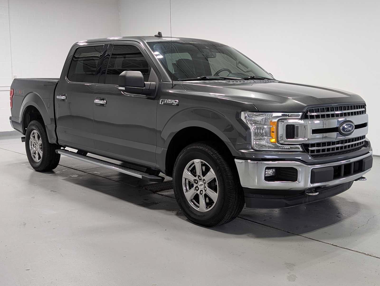 Used 2019 Ford F150 XLT w/ Equipment Group 302A Luxury AWD/4WD image 6