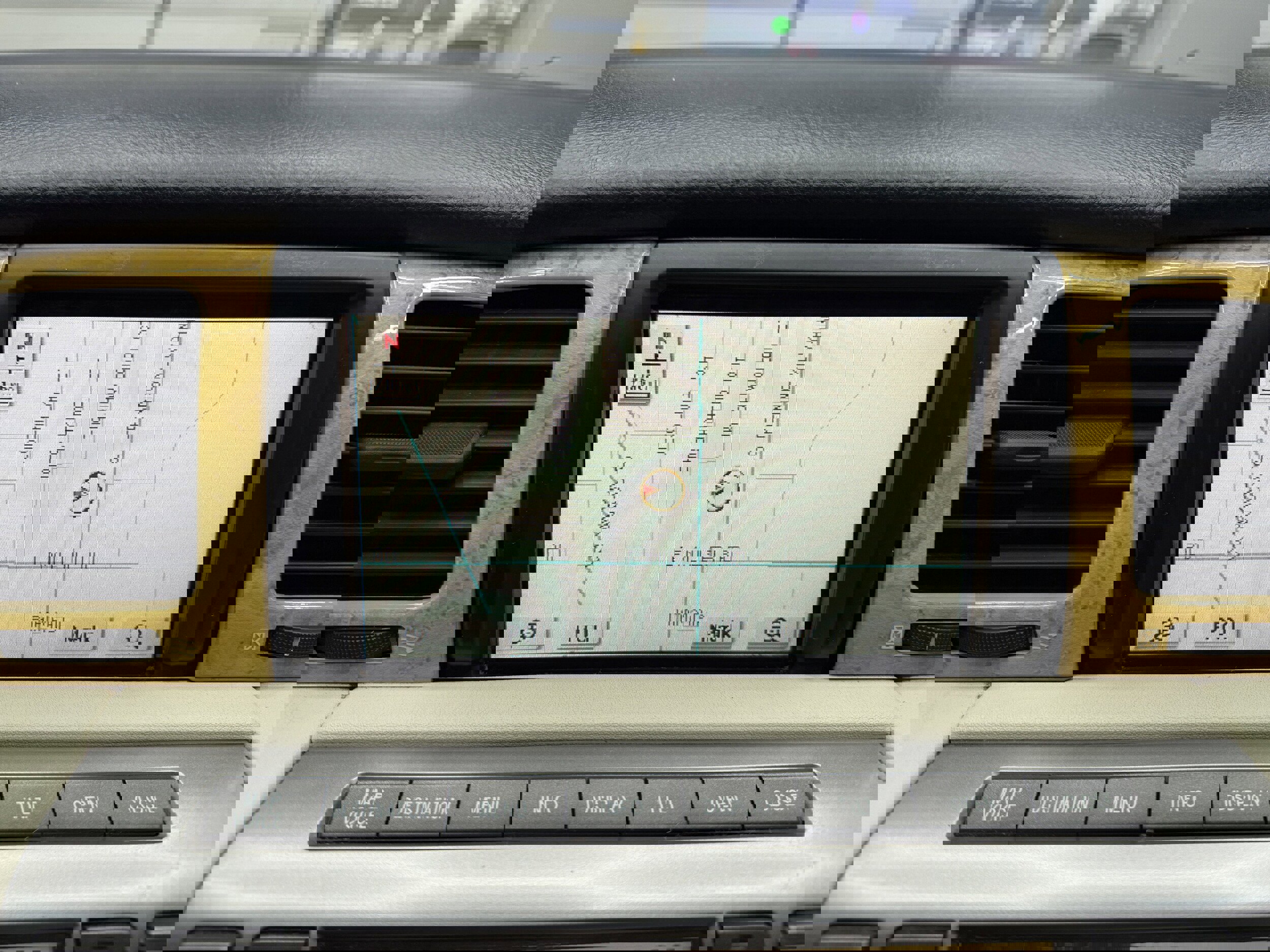 Used 2004 Lexus SC 430 Convertible image 14