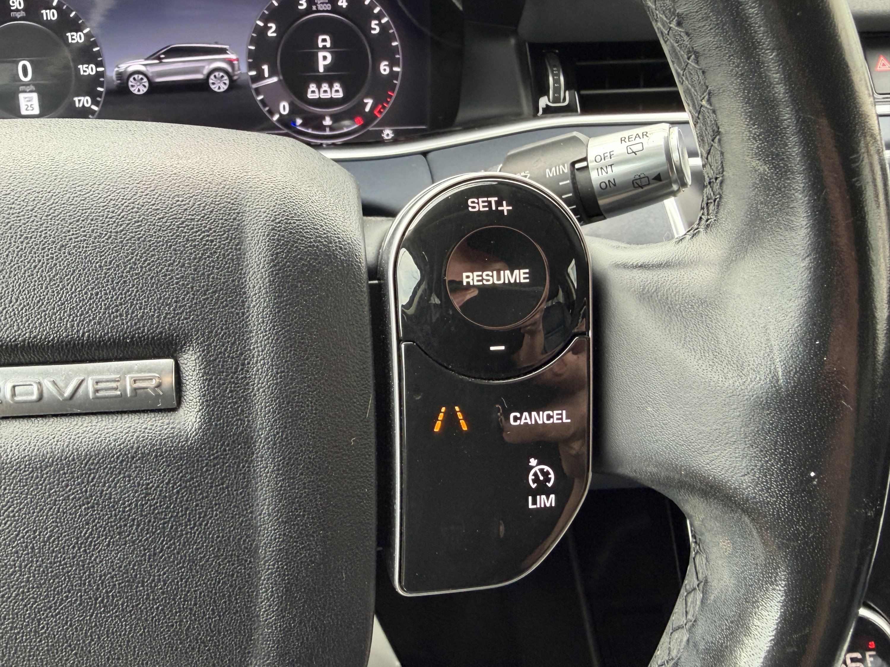 Used 2020 Land Rover Range Rover Evoque S image 30