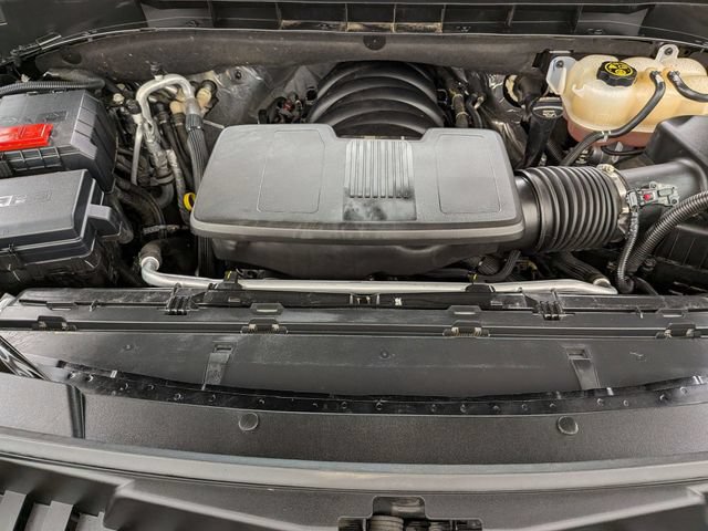 Certified 2023 Cadillac Escalade Premium Luxury AWD/4WD image 29