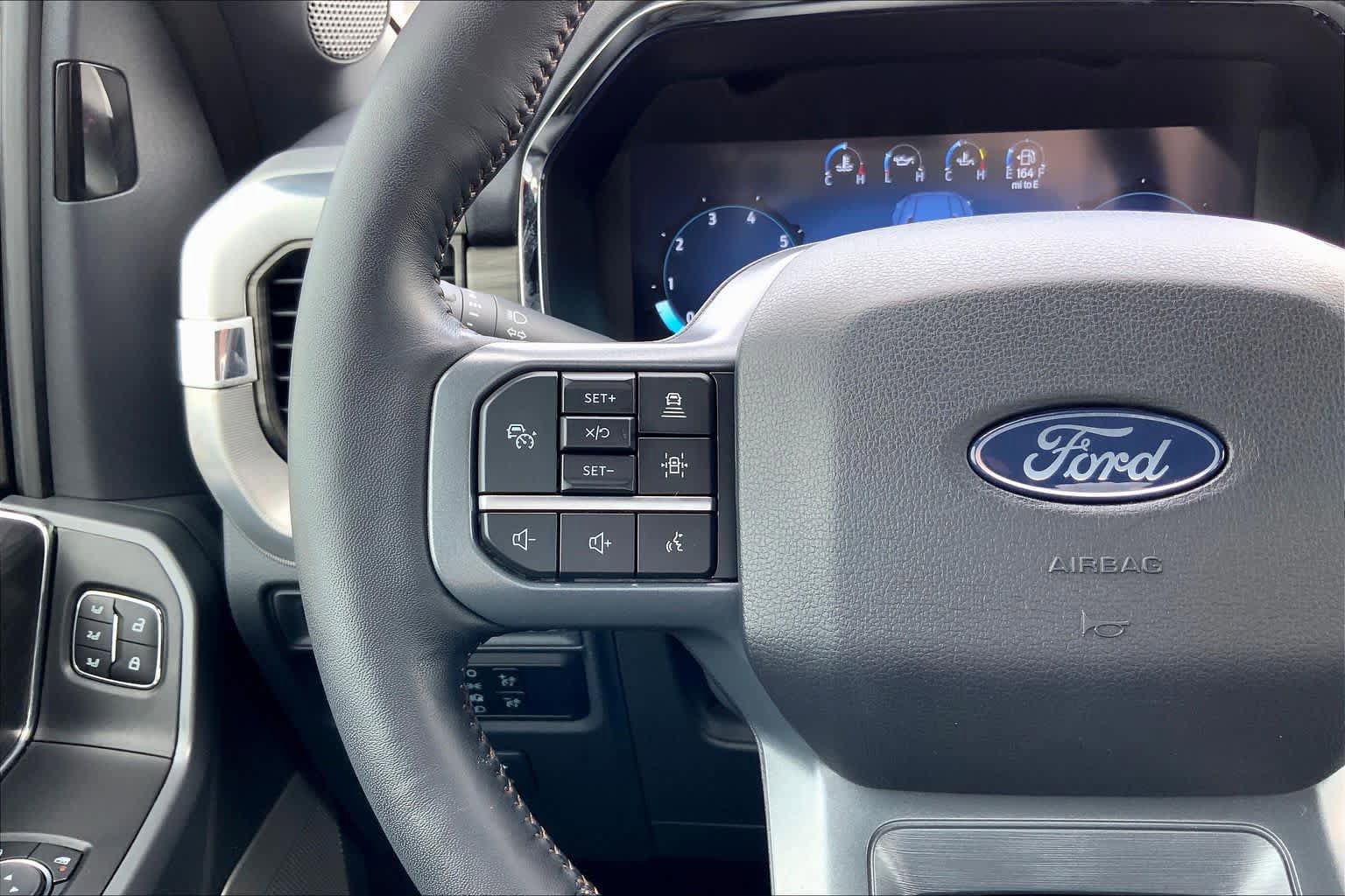 Certified 2024 Ford F150 Lariat w/ Tow/Haul Package AWD/4WD image 23