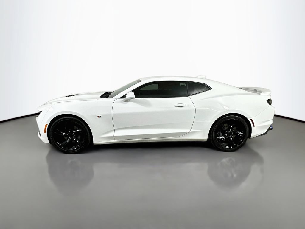 Used 2019 Chevrolet Camaro SS RWD image 5