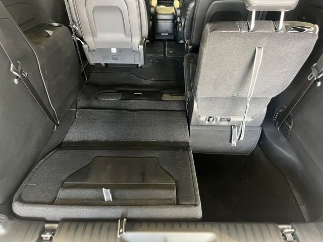 New 2026 Chrysler Pacifica Limited image 21