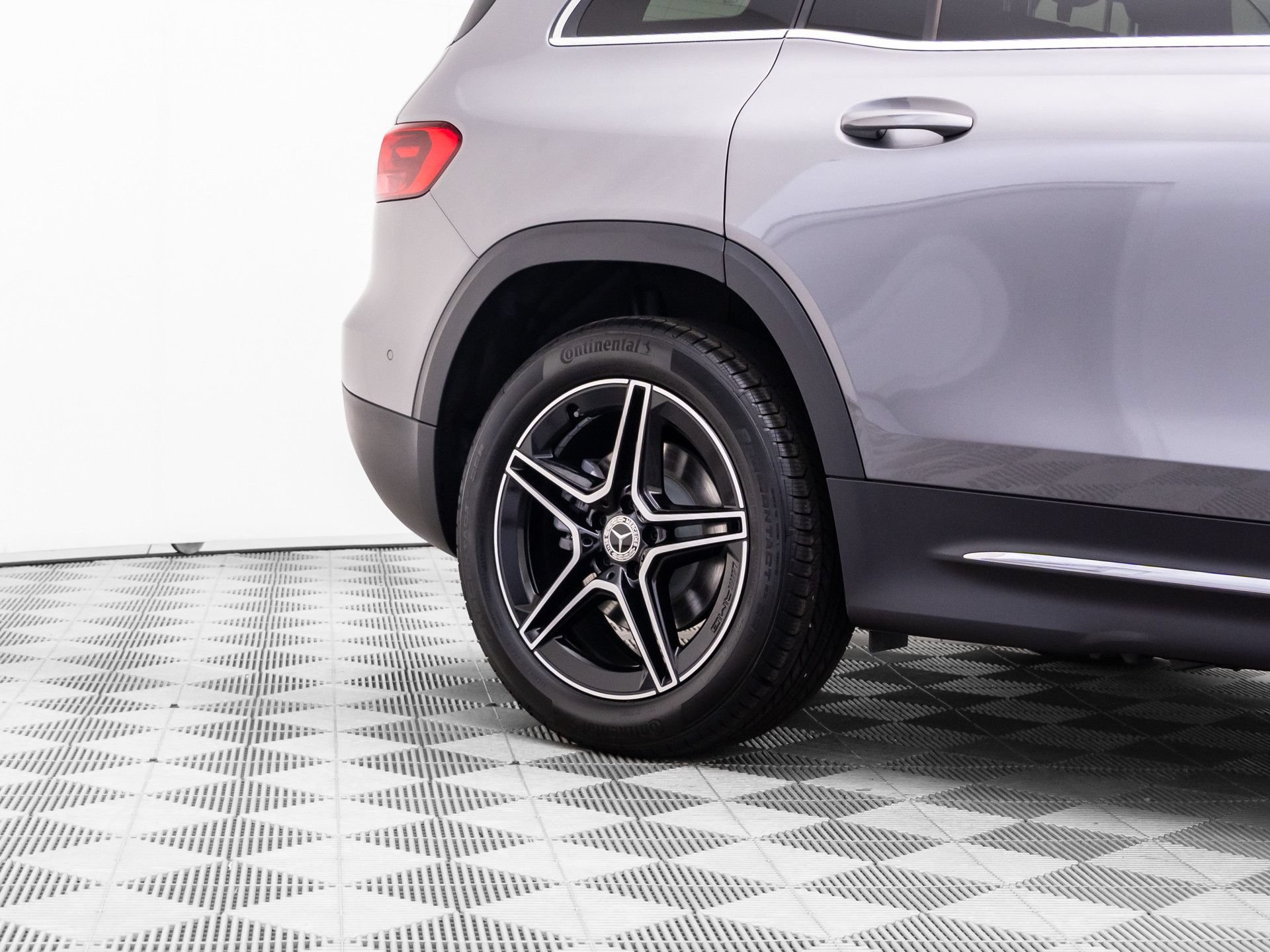 New 2026 Mercedes-Benz GLB 250 4MATIC image 31