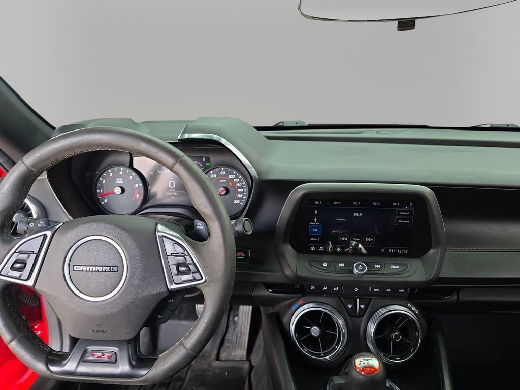 Used 2019 Chevrolet Camaro SS image 16