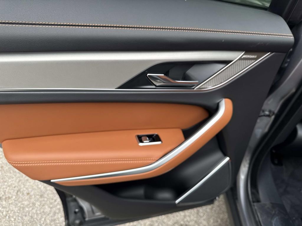 New 2026 Jaguar F-PACE R-Dynamic S AWD/4WD image 12