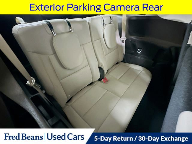Certified 2024 Ford Explorer Platinum w/ Technology Package AWD/4WD image 36
