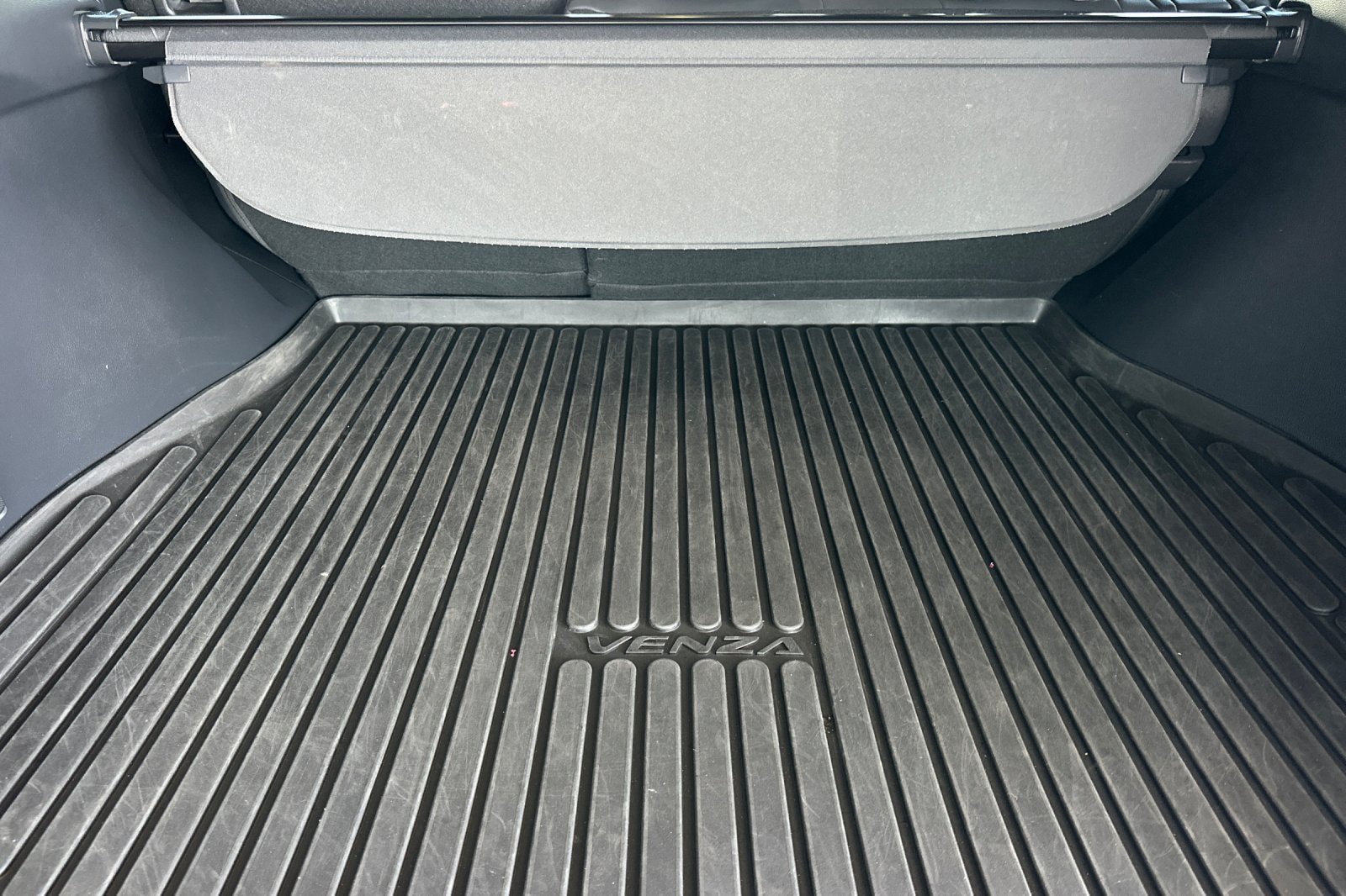 Certified 2023 Toyota Venza XLE AWD/4WD image 15