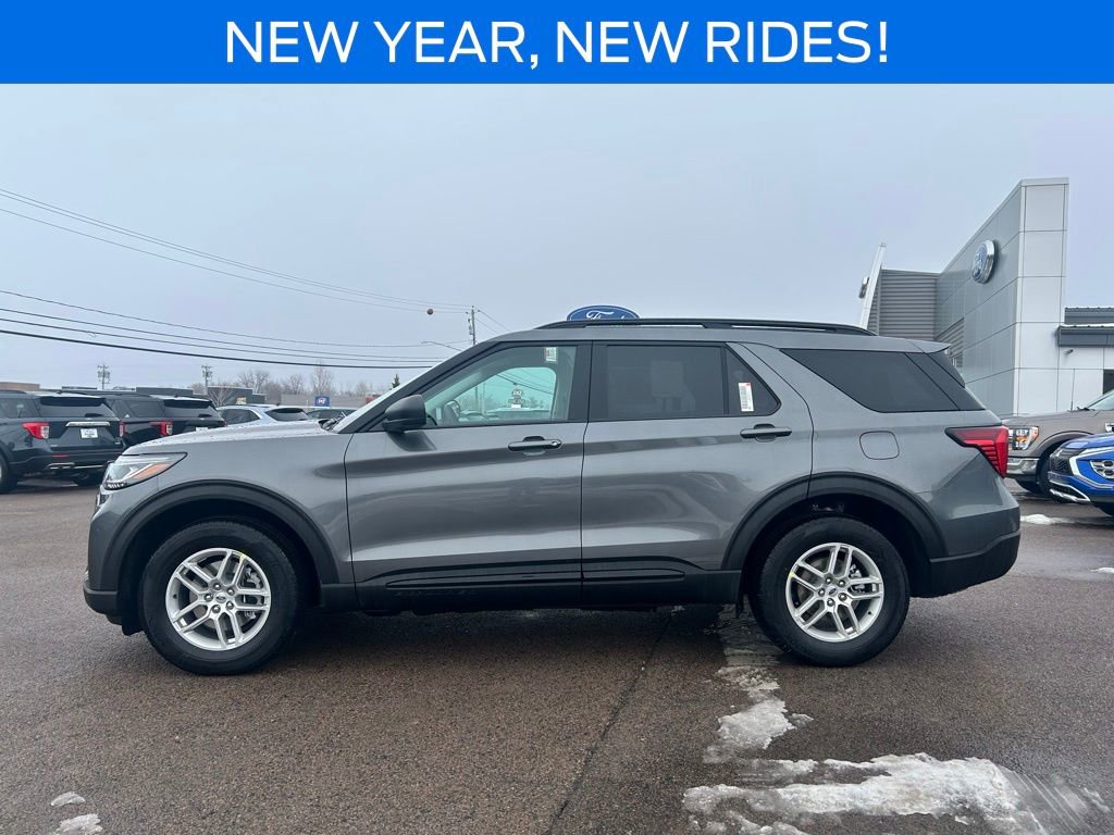 New 2026 Ford Explorer Active image 3