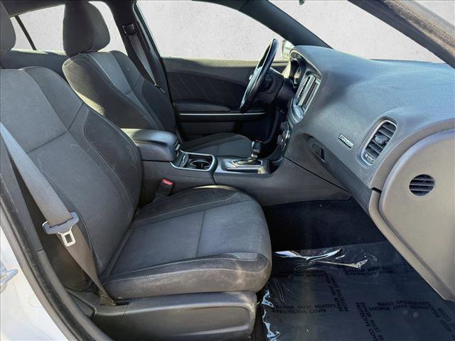 Used 2022 Dodge Charger SXT image 11