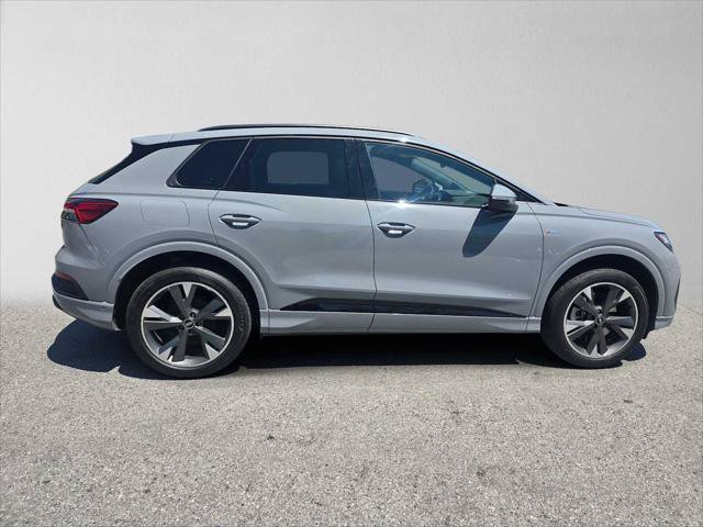 Used 2023 Audi Q4 e-tron Premium Plus w/ Premium Plus AWD/4WD image 2