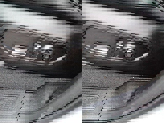 New 2025 Jeep Grand Cherokee Altitude image 29