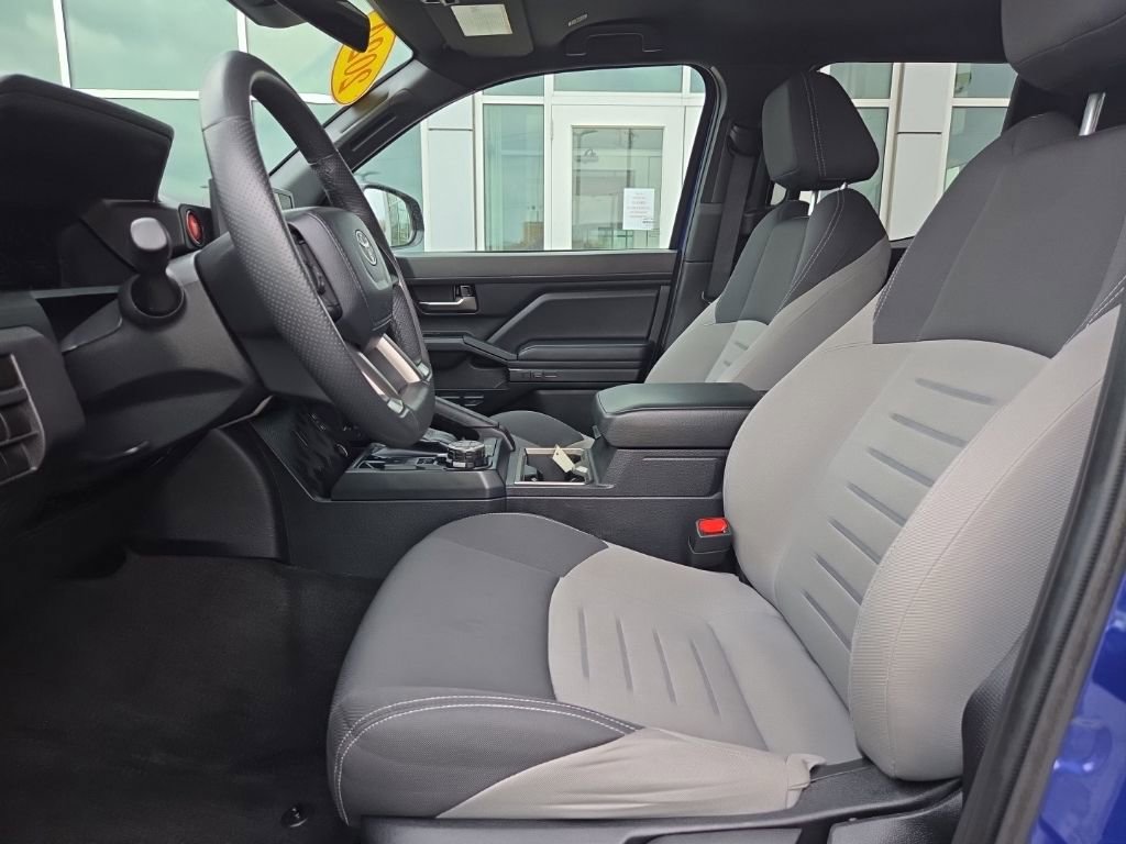 Used 2024 Toyota Tacoma TRD Off-Road AWD/4WD image 21