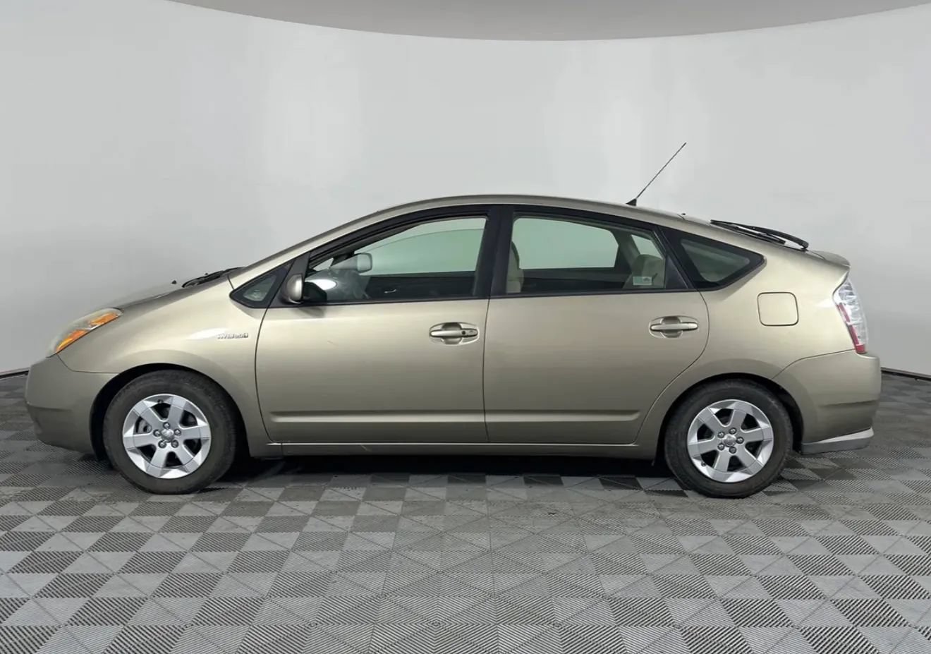 Used 2009 Toyota Prius FWD image 5